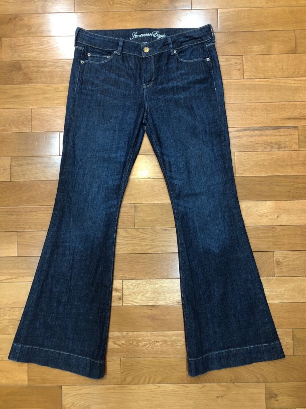 American Eagle Outfitters Mid Rise Boot Cut Jeans Size 14 Classic Y2K Inspired